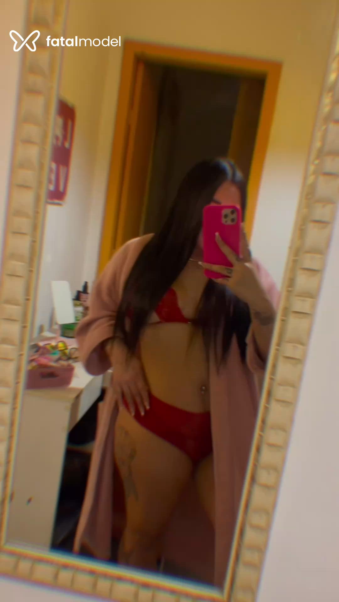 Acompanhante mulher morena (o) de olhos castanhos - Amanda