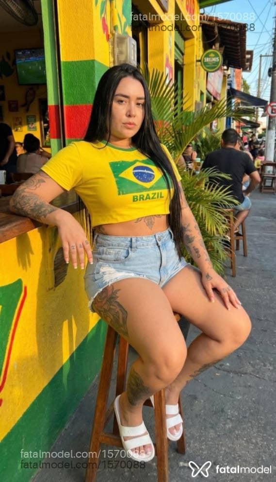 Acompanhante mulher morena (o) de olhos castanhos em Barra Mansa - Amandinha