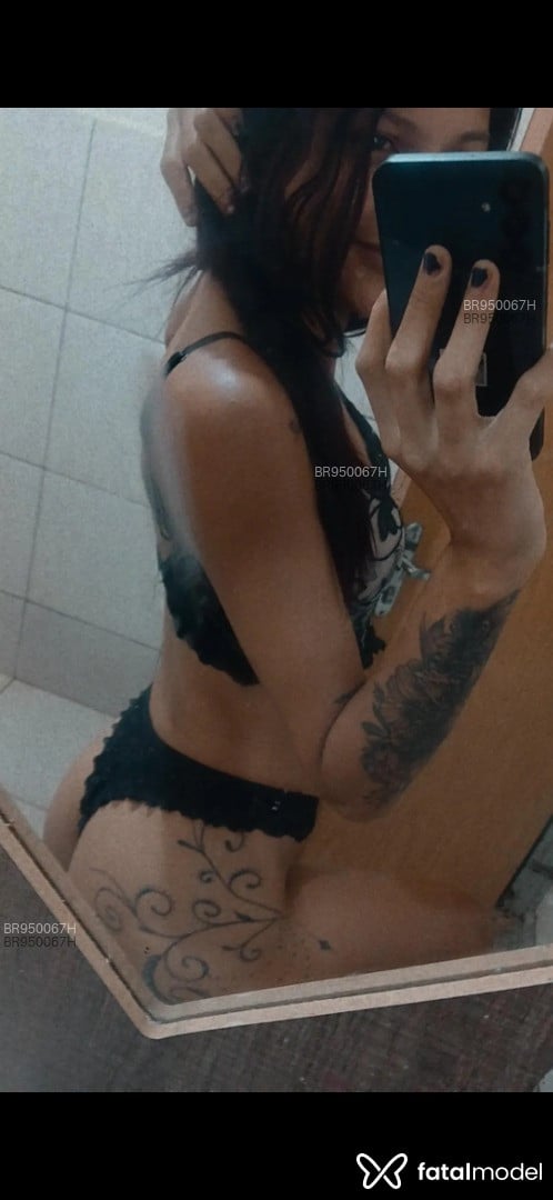 Acompanhante mulher com cabelo castanho de olhos castanhos em Campo Grande - Acreana