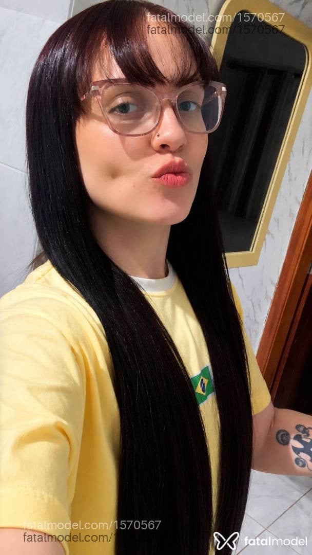 Acompanhante mulher morena (o) de olhos castanhos em Maringá - Mirella Louback