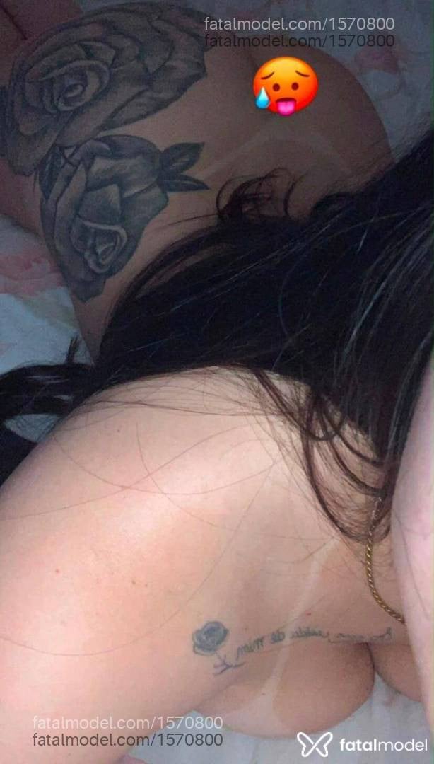 Acompanhante mulher com cabelo castanho de olhos castanhos - Agata Oliveira
