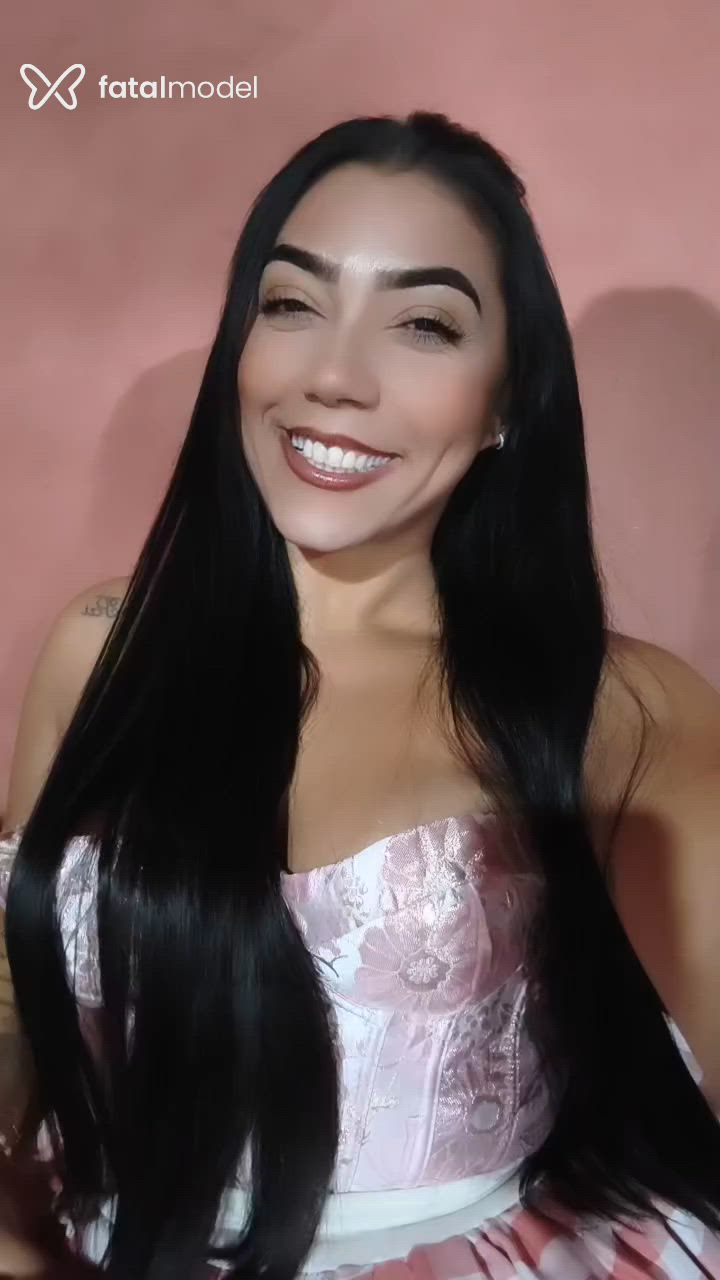 Acompanhante mulher morena (o) de olhos castanhos - Leticia Aguiar Acompanhante mulher morena (o) de olhos castanhos - Leticia Aguiar