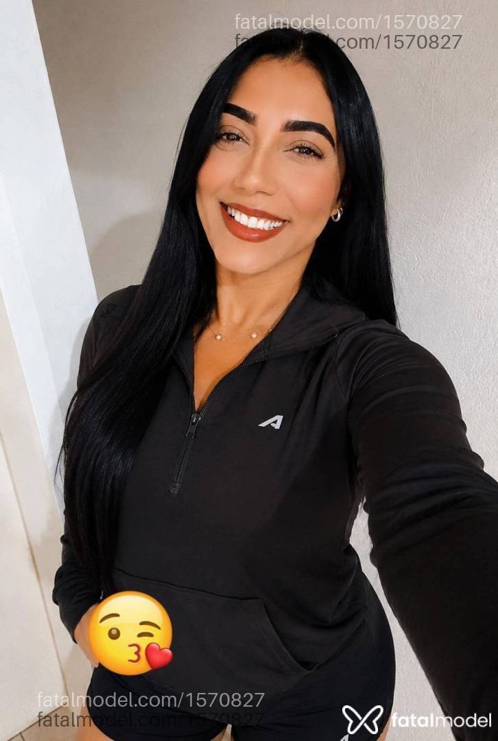 Acompanhante mulher morena (o) de olhos castanhos em Resende - Leticia Aguiar