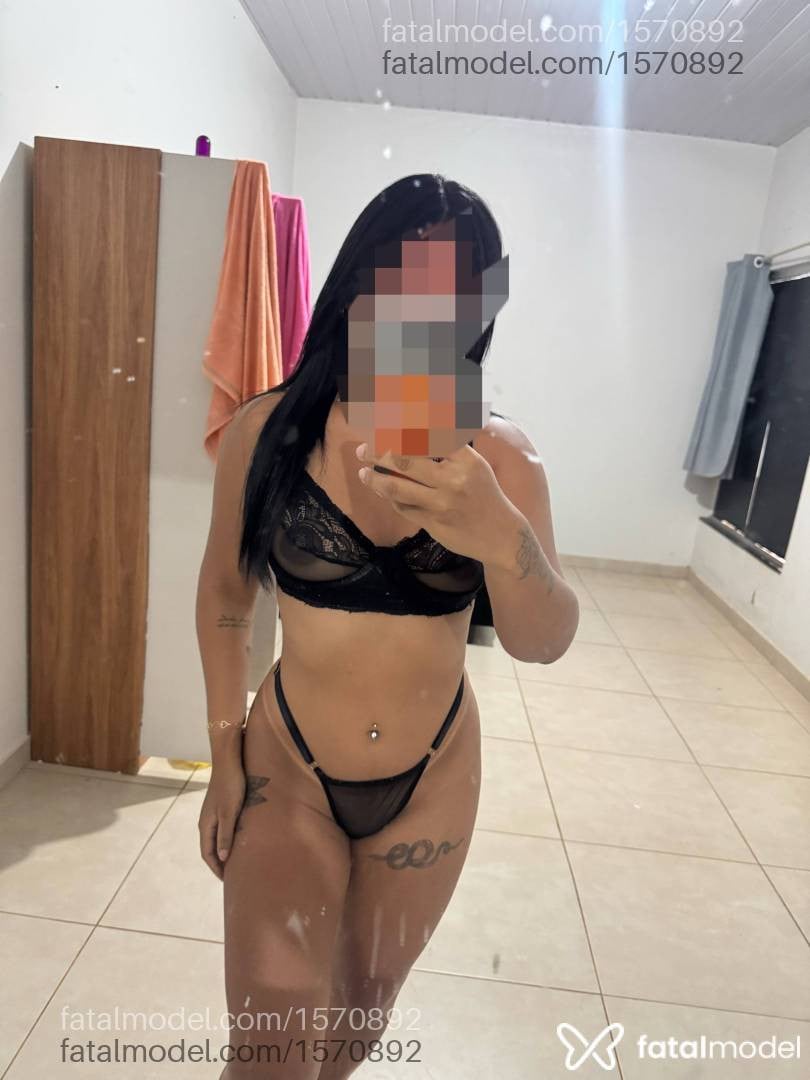 Acompanhante mulher morena (o) de olhos castanhos - Andreza