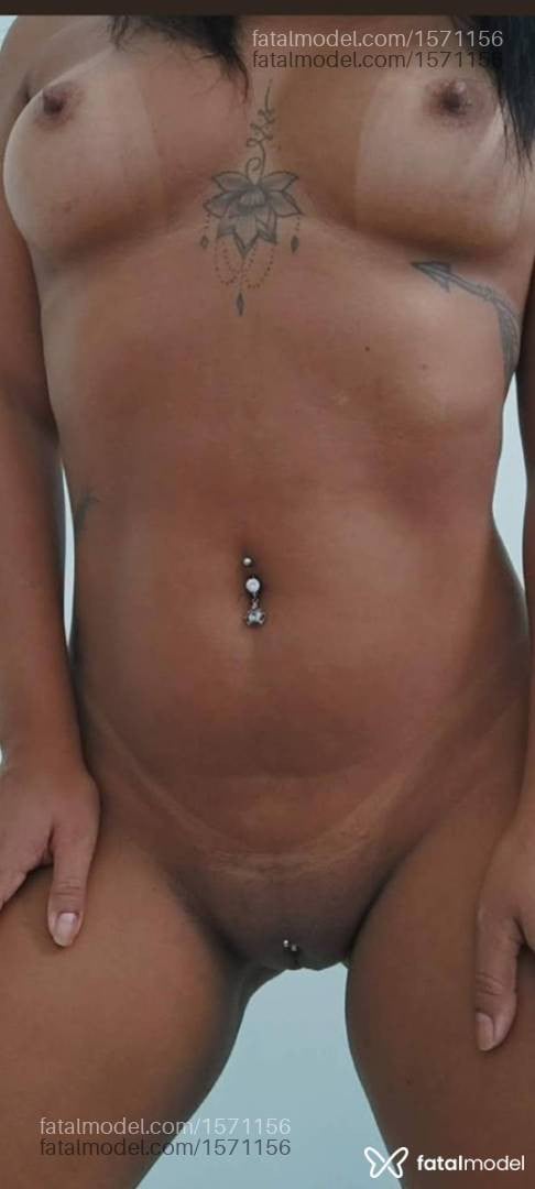Acompanhante mulher morena (o) de olhos pretos em Rondonópolis - Karina