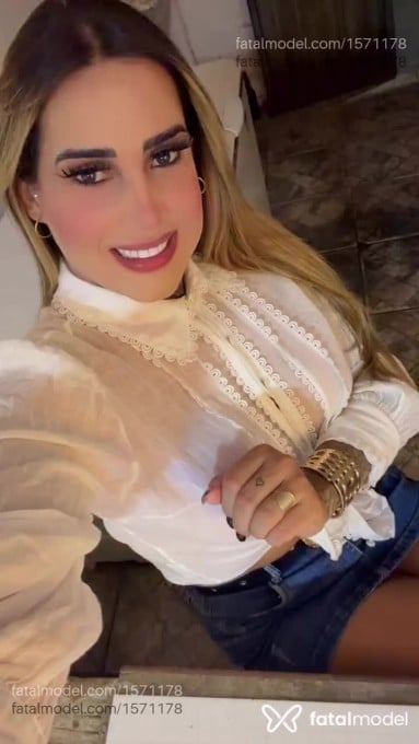 Acompanhante homem trans loira (o) de olhos pretos em Britânia - Thaylla eloiza