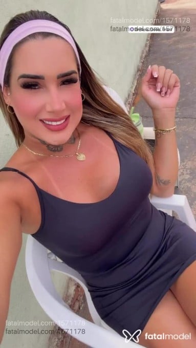 Acompanhante homem trans loira (o) de olhos pretos em Britânia Acompanhante homem trans loira (o) de olhos pretos em Britânia - Thaylla eloiza