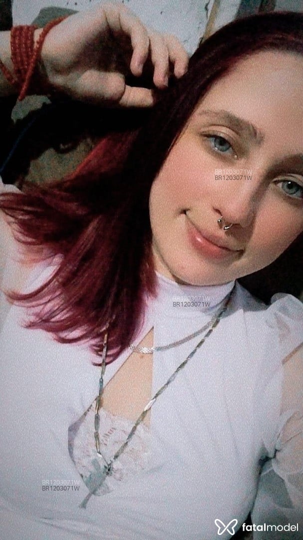 Acompanhante mulher ruiva (o) de olhos verdes em Curitibanos Acompanhante mulher ruiva (o) de olhos verdes em Curitibanos - Beatriz