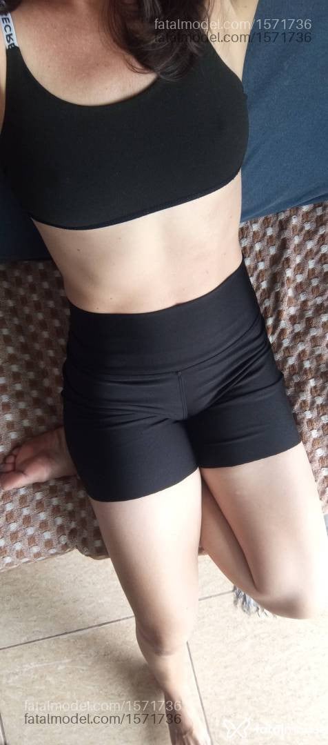 Acompanhante mulher morena (o) de olhos castanhos em Porto Velho - Helena