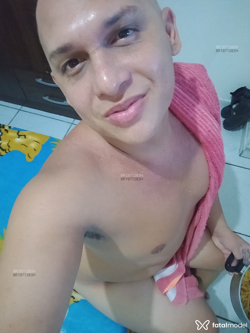 Acompanhante homem morena (o) de olhos castanhos - Amorzinho Acompanhante homem morena (o) de olhos castanhos - Amorzinho