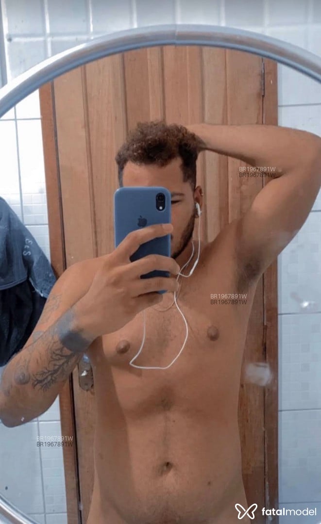 Acompanhante homem morena (o) de olhos castanhos em Fortaleza - Pointfatal