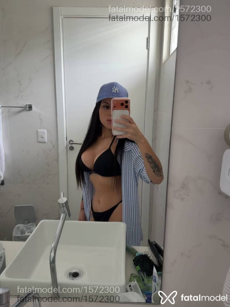 Acompanhante mulher morena (o) de olhos castanhos - Manoelle Fonseca