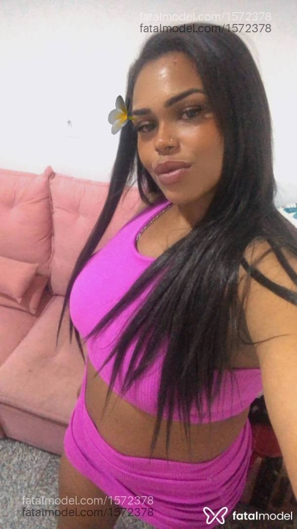 Acompanhante mulher com cabelo castanho de olhos castanhos - Isa Pacheco