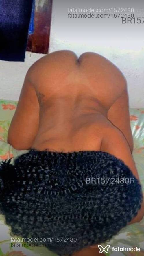 Acompanhante mulher morena (o) de olhos pretos em Guaratinguetá Acompanhante mulher morena (o) de olhos pretos em Guaratinguetá - Rayssa salles