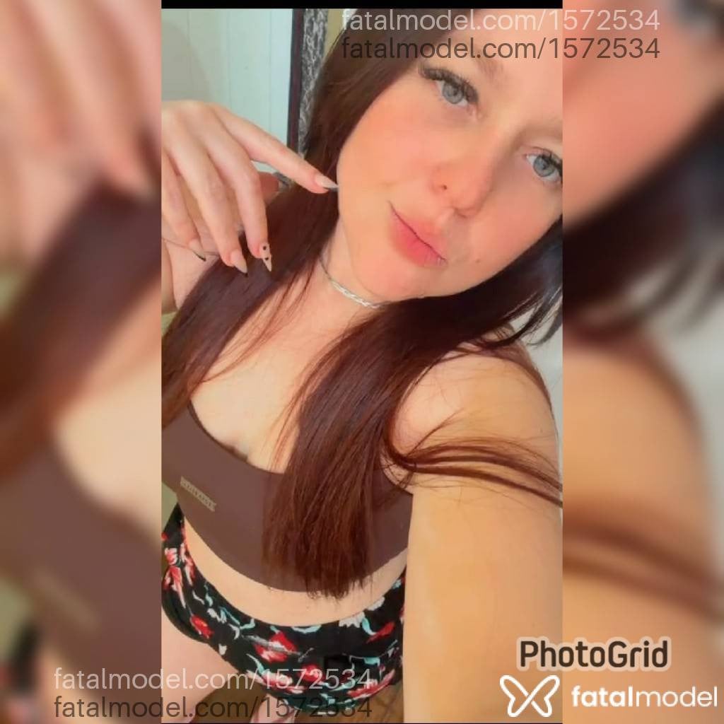 Acompanhante mulher morena (o) de olhos verdes - Karol Mello
