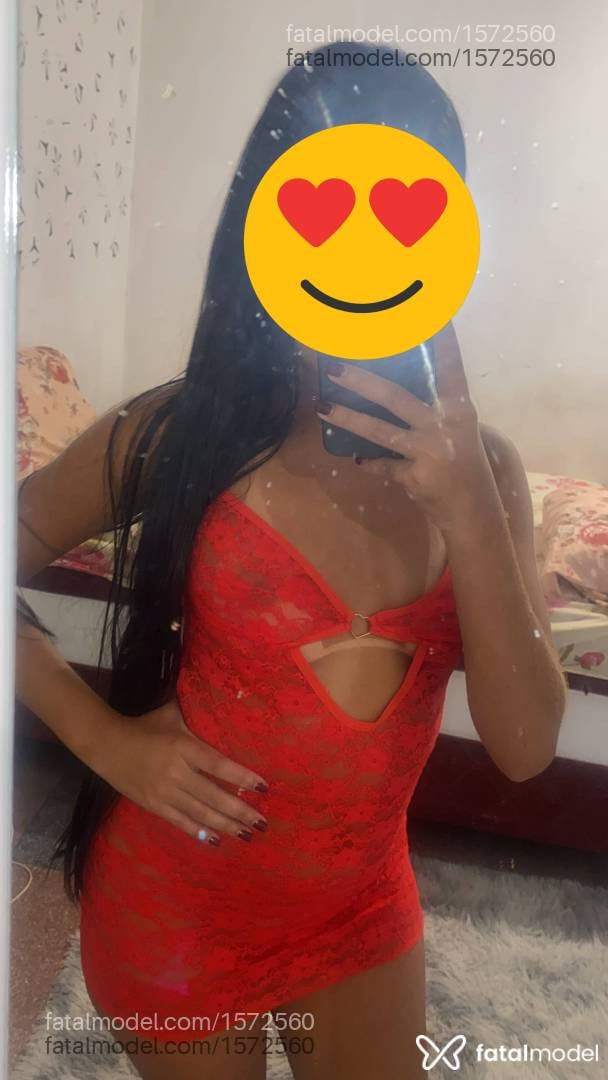 Acompanhante mulher morena (o) de olhos castanhos - Lari Lins
