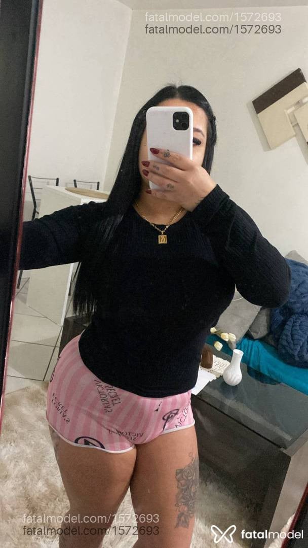 Acompanhante mulher com cabelo castanho de olhos castanhos - Yasmin