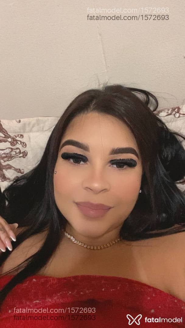 Acompanhante mulher com cabelo castanho de olhos castanhos - Yasmin