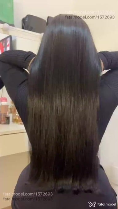 Acompanhante mulher com cabelo castanho de olhos castanhos em Caxias do Sul Acompanhante mulher com cabelo castanho de olhos castanhos em Caxias do Sul - Yasmin