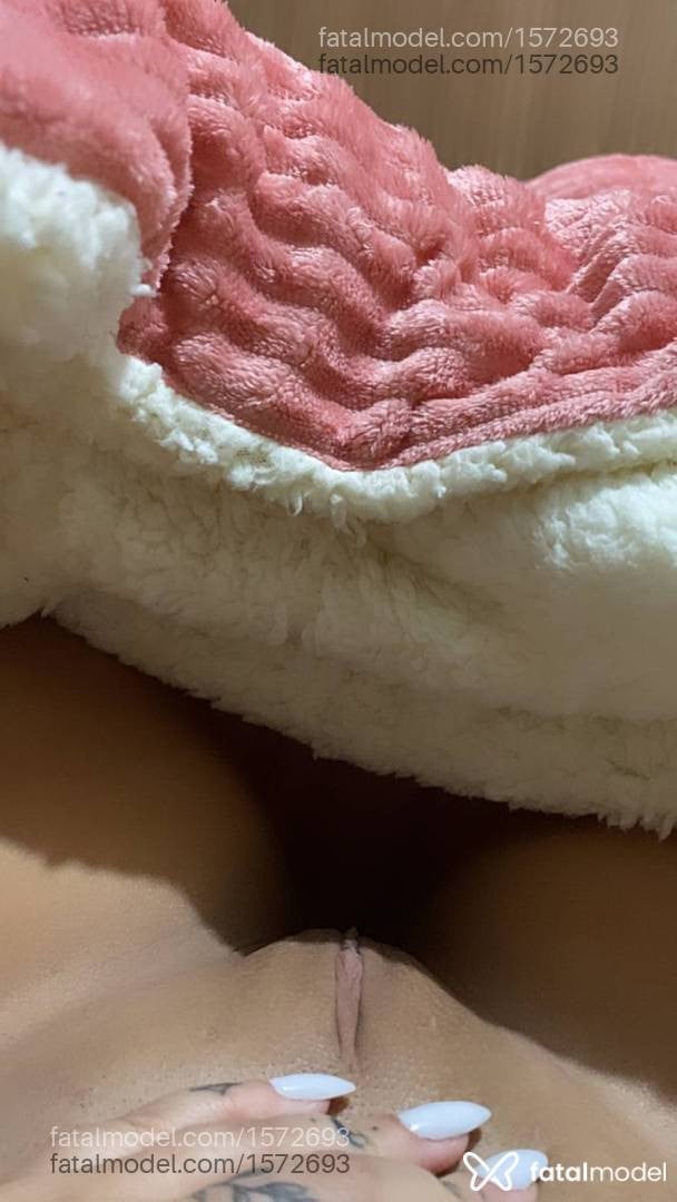 Acompanhante mulher com cabelo castanho de olhos castanhos - Yasmin