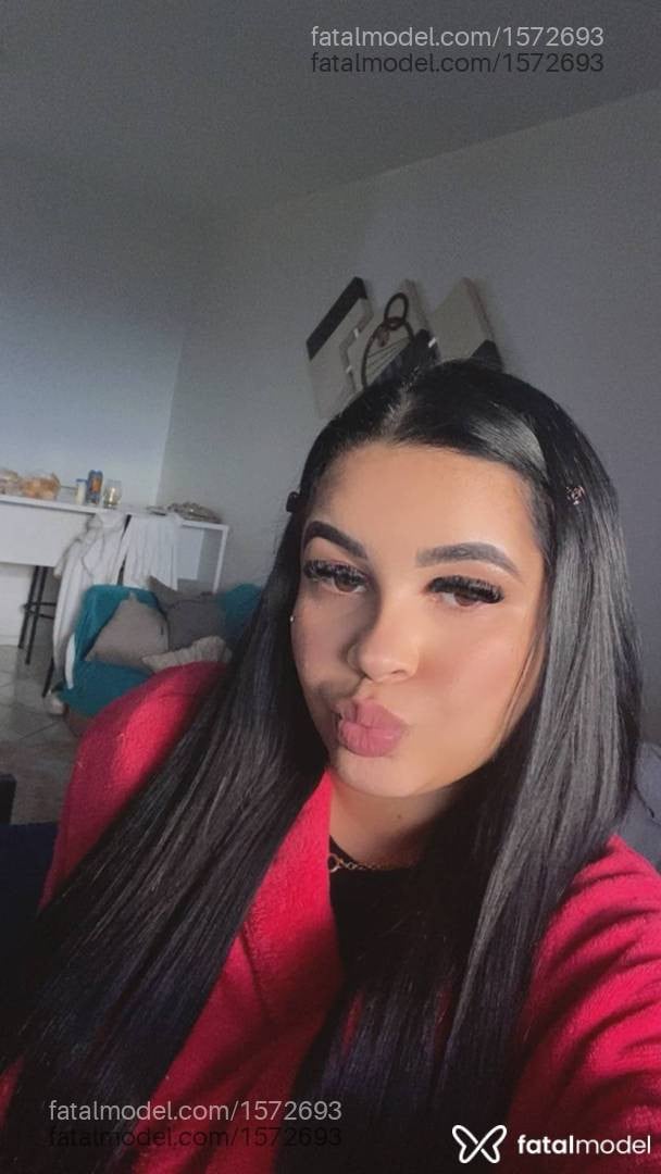 Acompanhante mulher com cabelo castanho de olhos castanhos - Yasmin