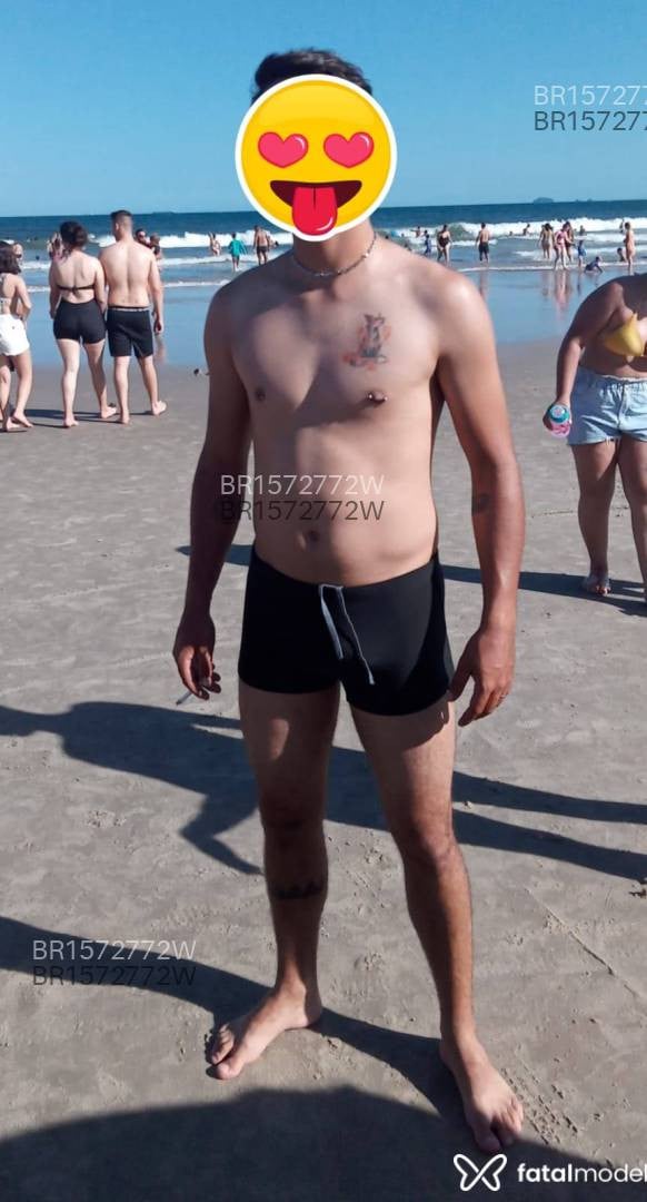 Acompanhante homem com cabelo castanho de olhos castanhos - vinicius Acompanhante homem com cabelo castanho de olhos castanhos - vinicius