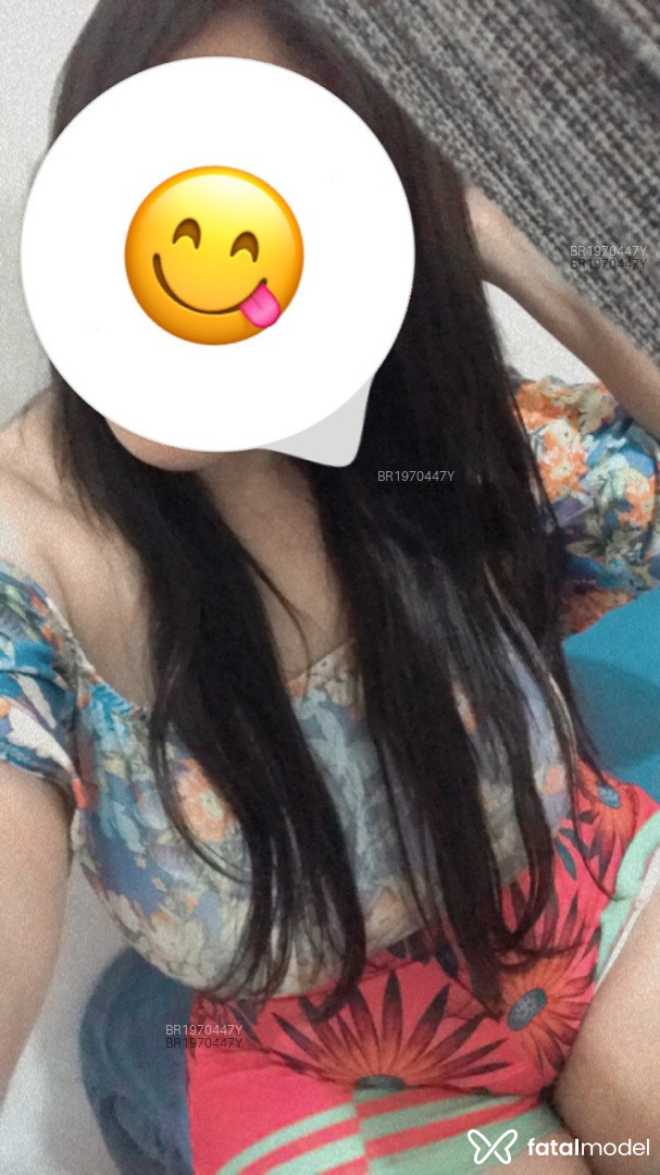 Acompanhante mulher com cabelo castanho de olhos castanhos em Virtual - Suellen