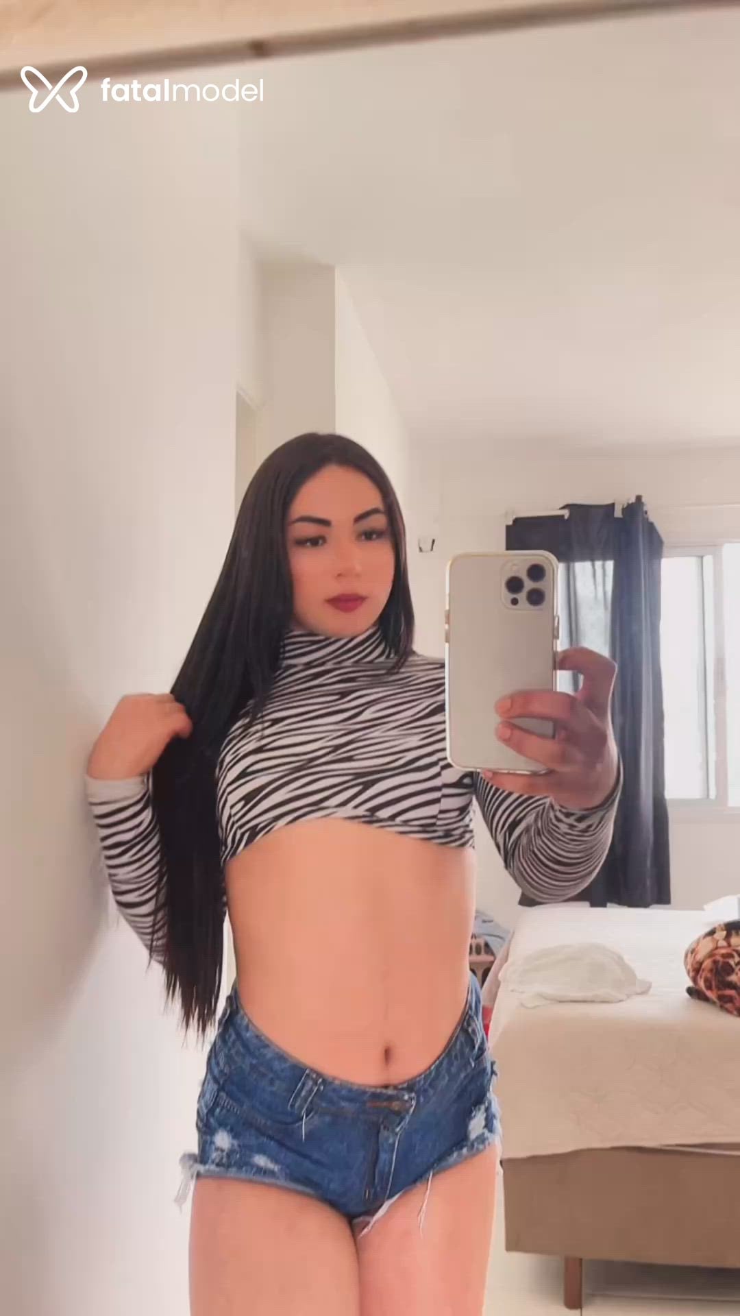 Acompanhante travesti morena (o) de olhos castanhos em São José - Geovanna
