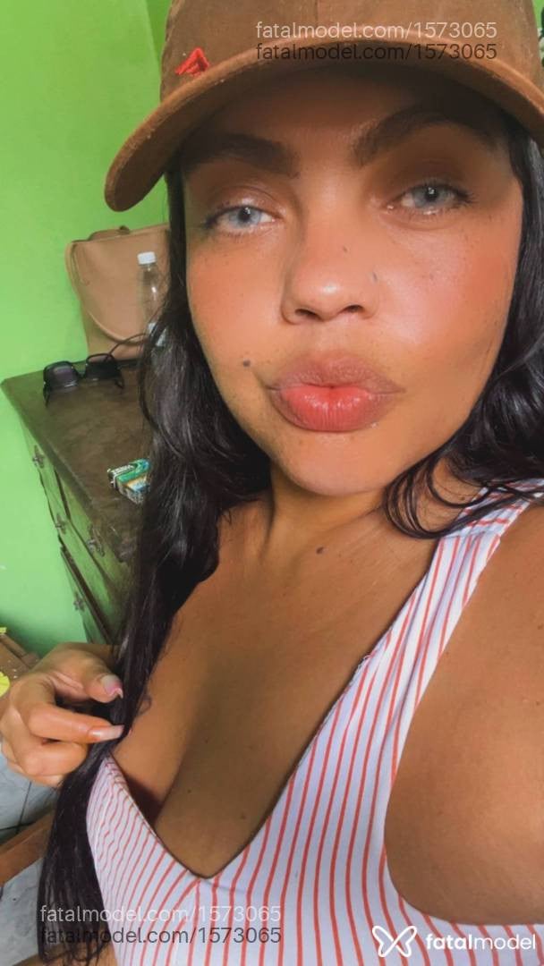 Acompanhante mulher morena (o) de olhos castanhos - Jéssica
