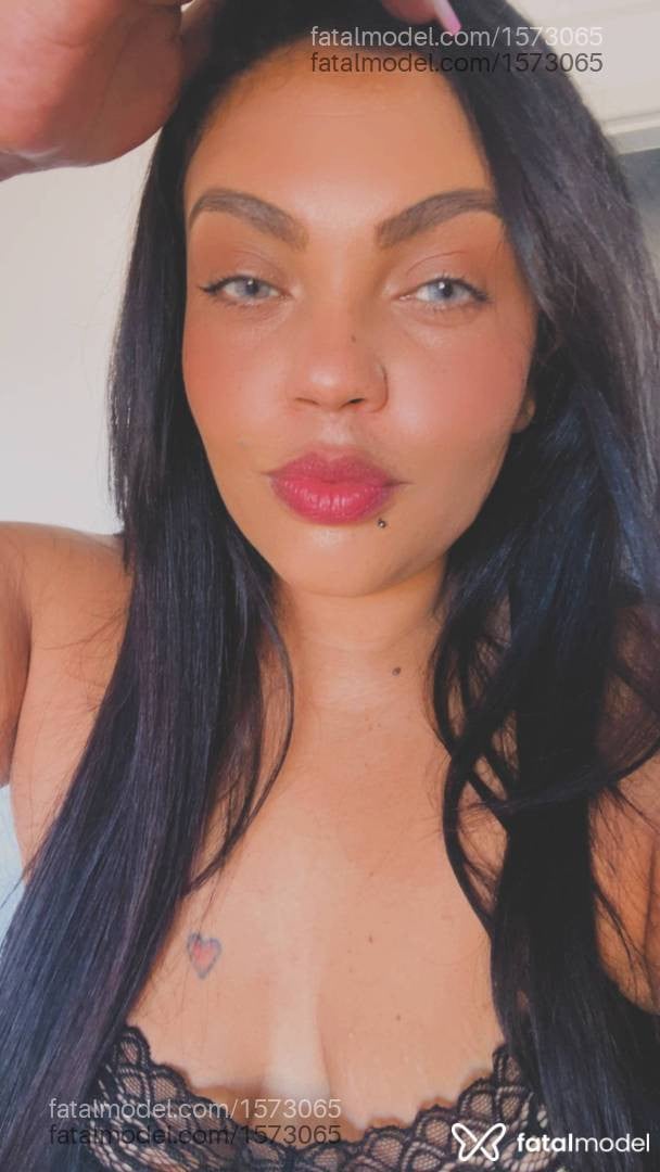 Acompanhante mulher morena (o) de olhos castanhos - Jéssica