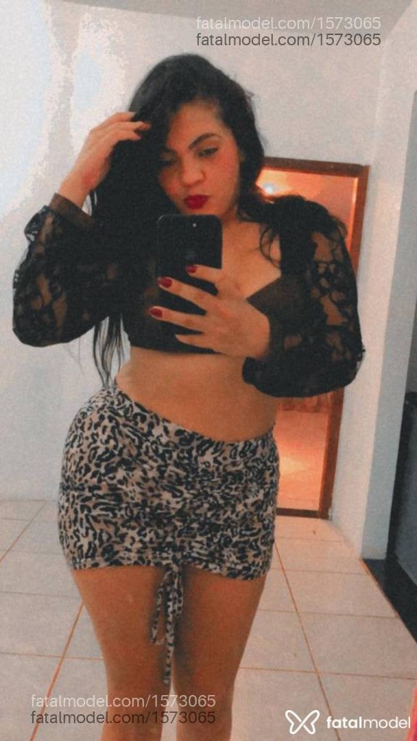Acompanhante mulher morena (o) de olhos castanhos - Jéssica