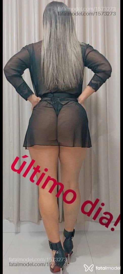 Acompanhante mulher loira (o) de olhos mel - Giovanna Mello