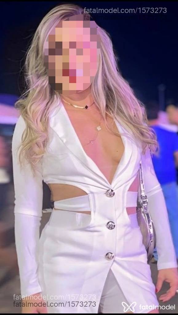 Acompanhante mulher loira (o) de olhos mel - Giovanna Mello