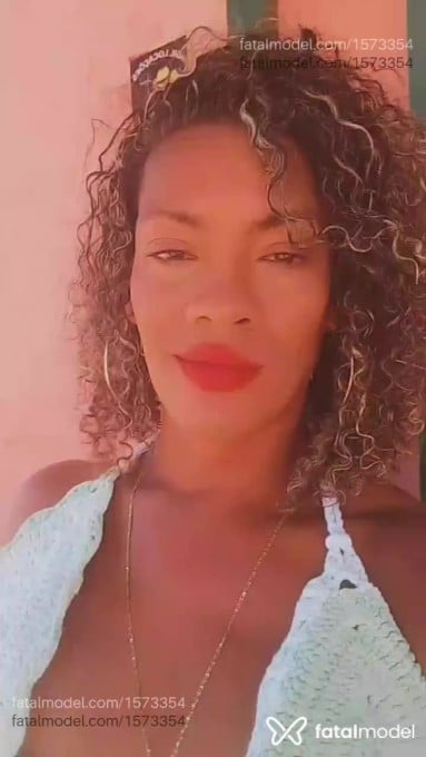 Acompanhante travesti loira (o) de olhos castanhos em Araguaína - Ellen Ribeiro