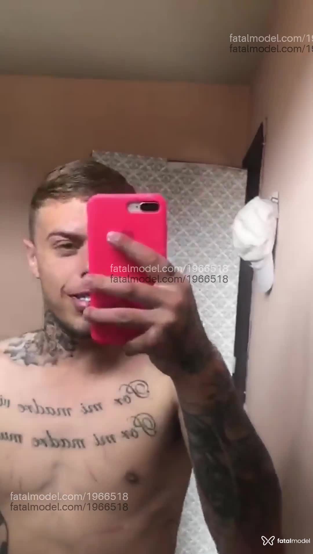 Acompanhante homem loira (o) de olhos azuis em Rio de Janeiro Acompanhante homem loira (o) de olhos azuis em Rio de Janeiro - Jhony arruda