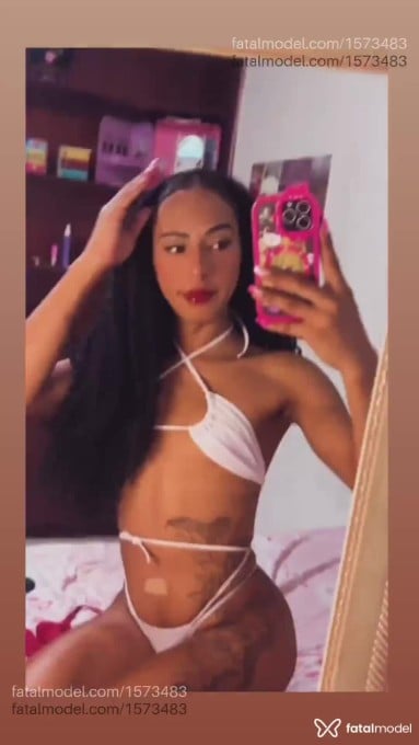 Acompanhante mulher trans morena (o) de olhos castanhos em São José do Rio Preto - BiBy
