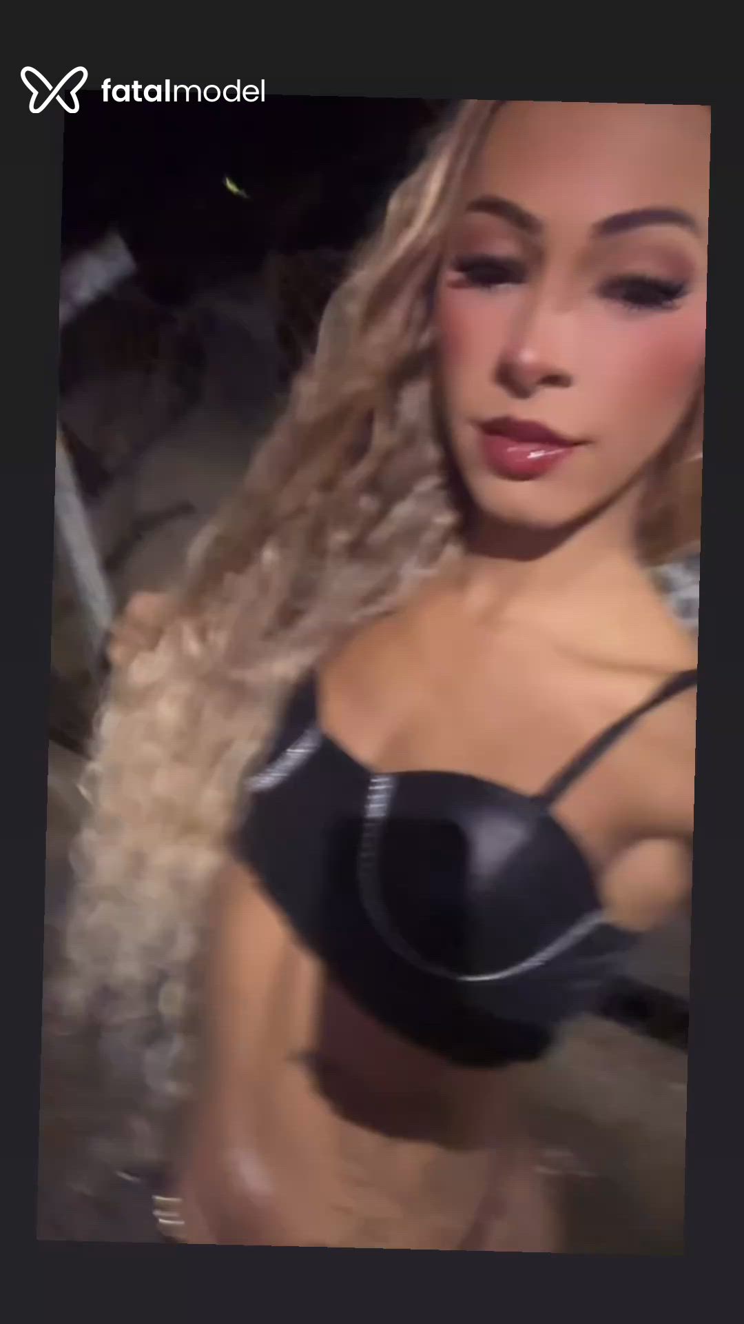 Acompanhante mulher trans morena (o) de olhos castanhos em Poços de Caldas Acompanhante mulher trans morena (o) de olhos castanhos em Poços de Caldas - BiBy
