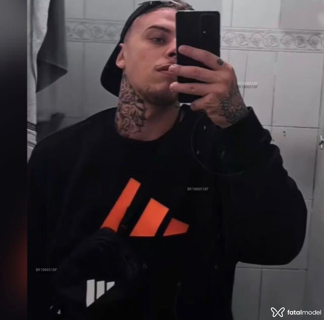 Acompanhante homem loira (o) de olhos azuis em Rio de Janeiro Acompanhante homem loira (o) de olhos azuis em Rio de Janeiro - Jhony arruda