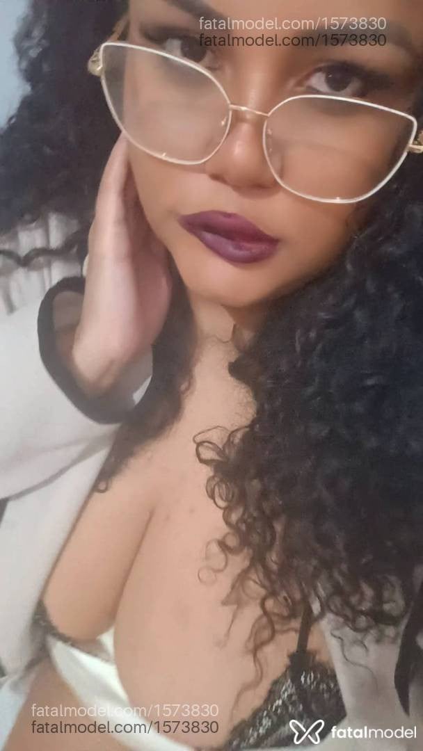 Acompanhante mulher morena (o) de olhos mel em Caxambu Acompanhante mulher morena (o) de olhos mel em Caxambu - marquely oliveira