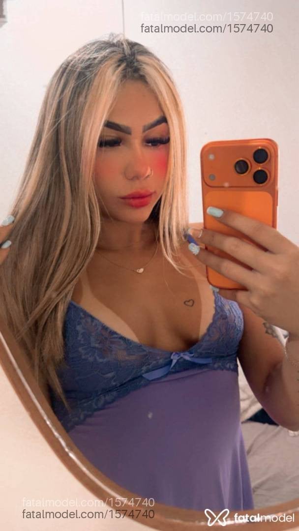Acompanhante mulher loira (o) de olhos castanhos em Alfenas - Barbiee