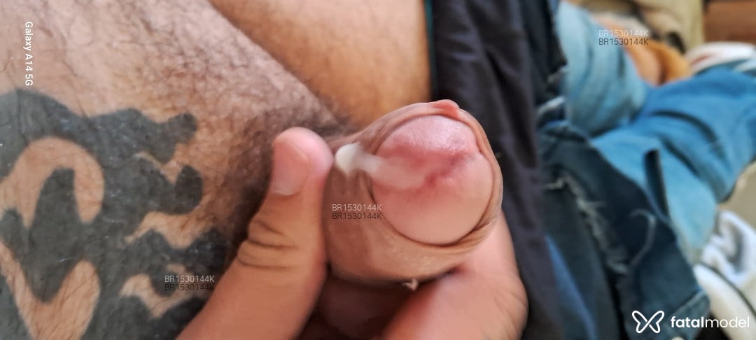 Acompanhante homem com cabelo castanho de olhos castanhos em Ponta Grossa - Morenoalto