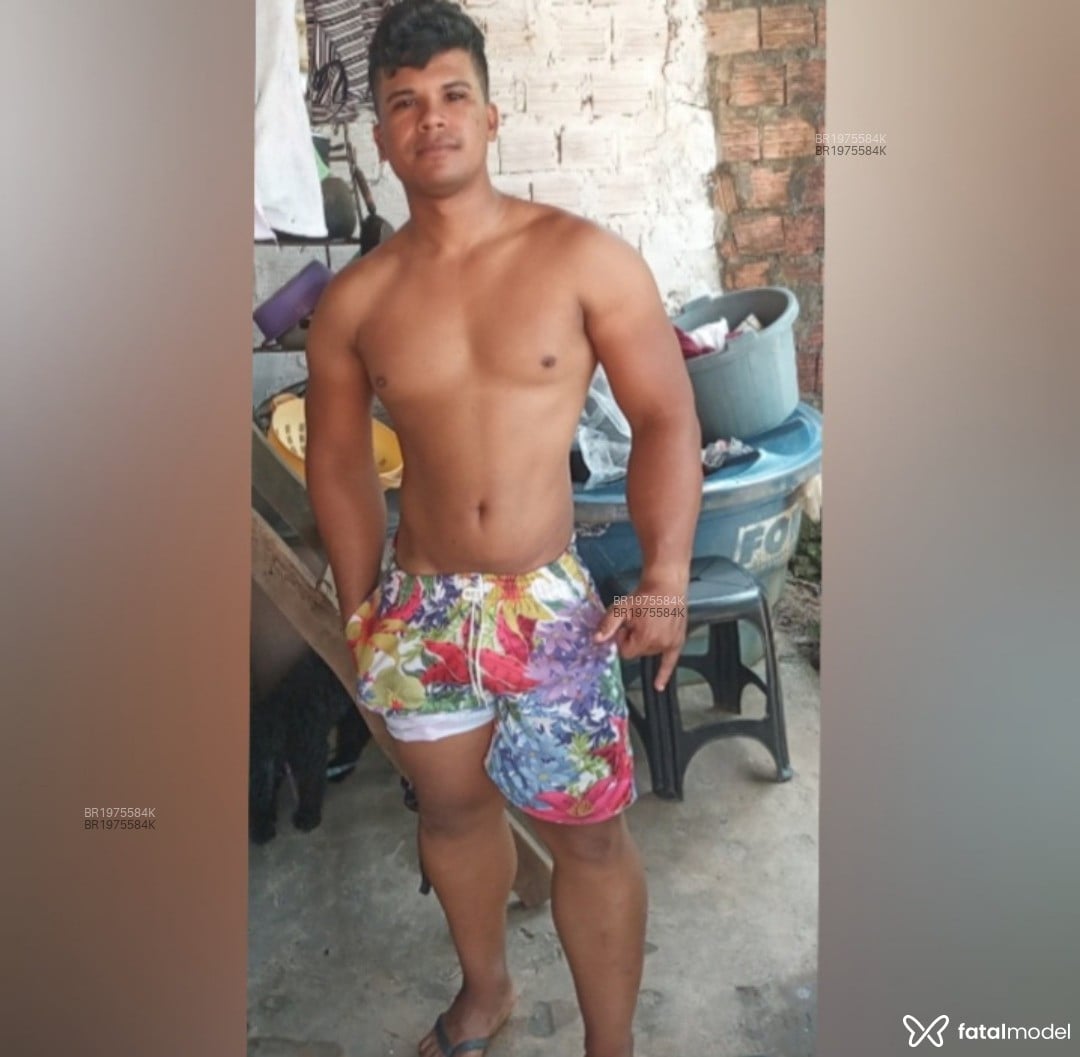 Acompanhante homem com cabelo grisalho de olhos pretos em São Luís Acompanhante homem com cabelo grisalho de olhos pretos em São Luís - Richard