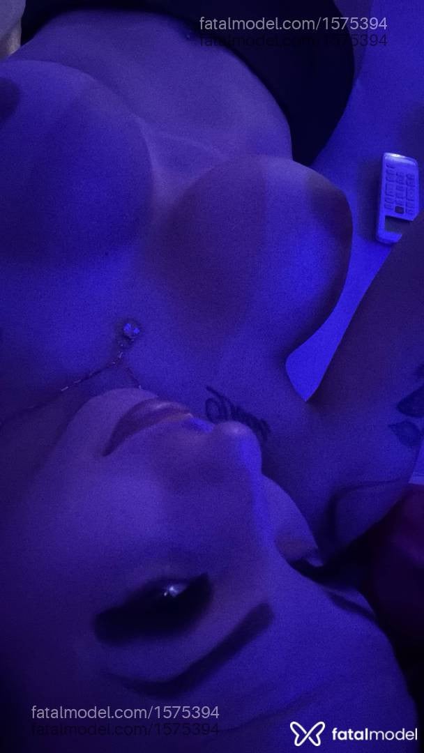 Acompanhante mulher trans ruiva (o) de olhos mel - Moranguinhooo