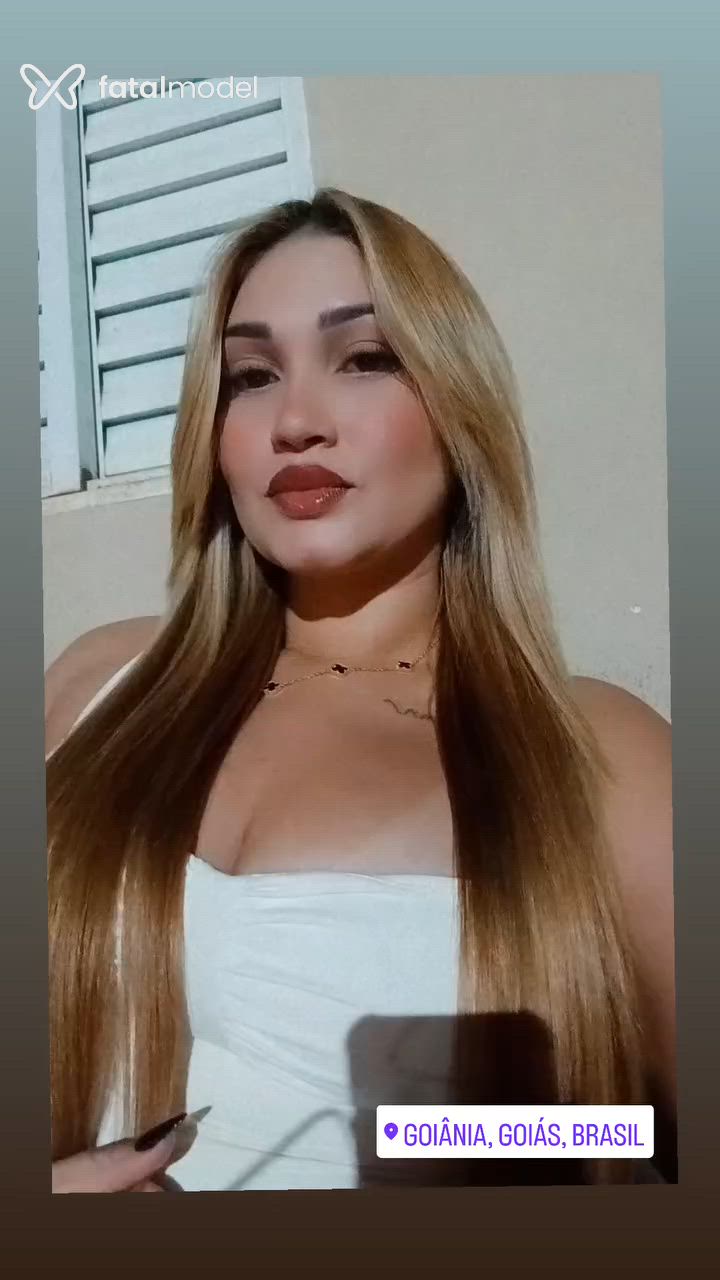 Acompanhante mulher loira (o) de olhos castanhos em Cocalinho Acompanhante mulher loira (o) de olhos castanhos em Cocalinho - Talita