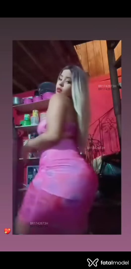 Acompanhante mulher loira (o) de olhos castanhos em Marília - Antonella
