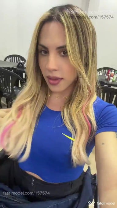 Acompanhante travesti com cabelo castanho de olhos castanhos - Gabrielly Medina