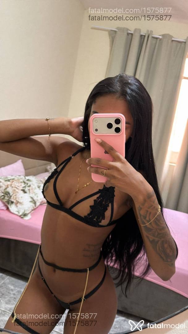 Acompanhante mulher morena (o) de olhos pretos - Ana