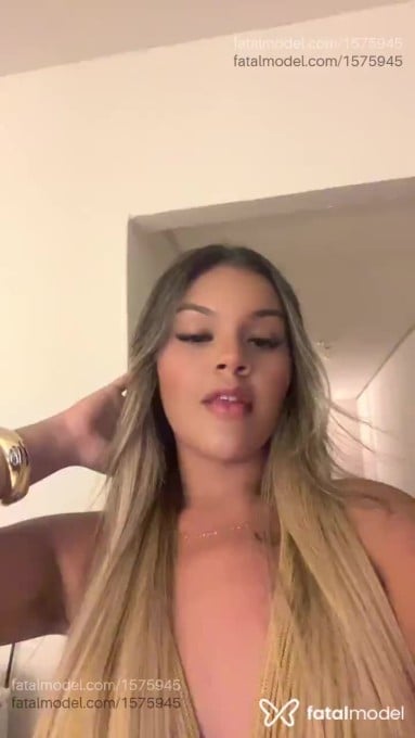 Acompanhante mulher morena (o) de olhos castanhos - Ludmilla