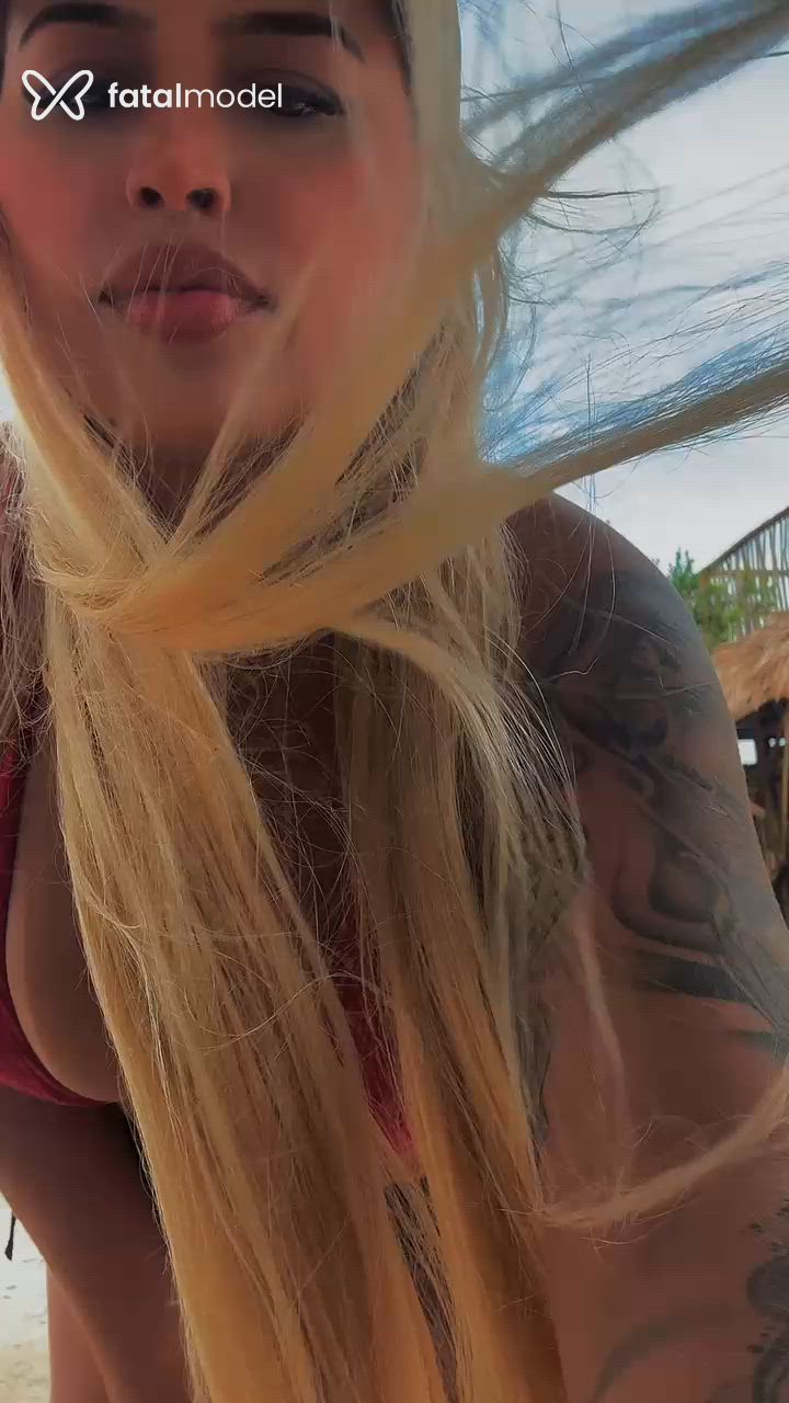 Acompanhante mulher loira (o) de olhos castanhos em Caruaru Acompanhante mulher loira (o) de olhos castanhos em Caruaru - Fernanda