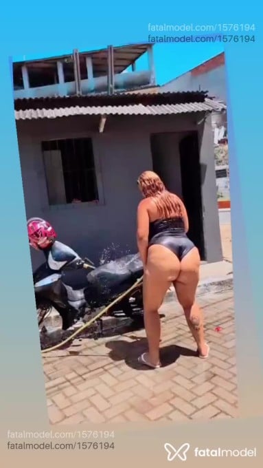 Acompanhante mulher com cabelo castanho de olhos castanhos em Aracruz Acompanhante mulher com cabelo castanho de olhos castanhos em Aracruz - Milena